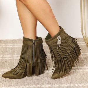 Swaying Suede Tassel Booties - Green